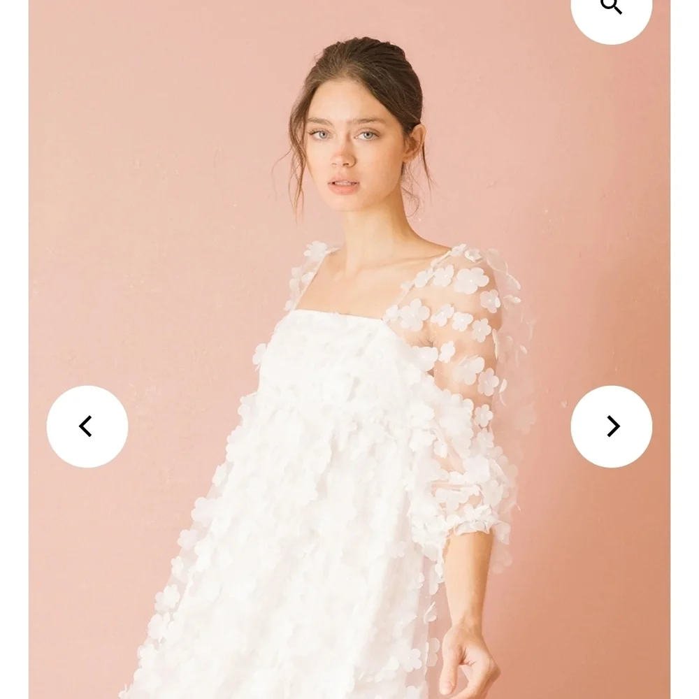 Elegant 3D White Floral With Pearls Mini Dress - Picture 3 of 9